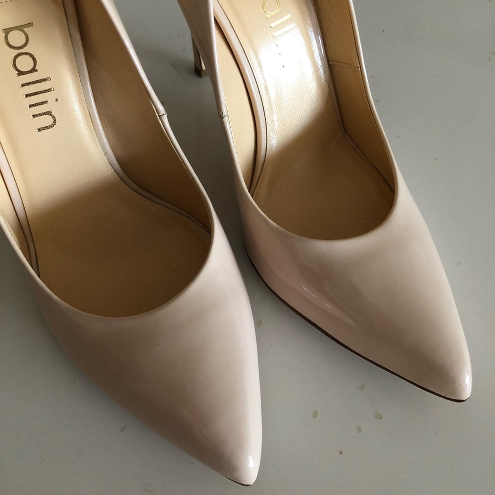 Light pink-creamy High Heels